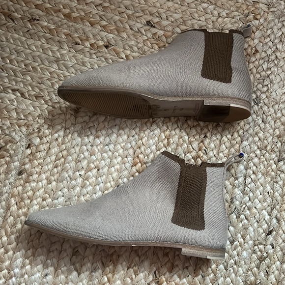 Rothy’s Merino Ankle Boot - Picture 2 of 5